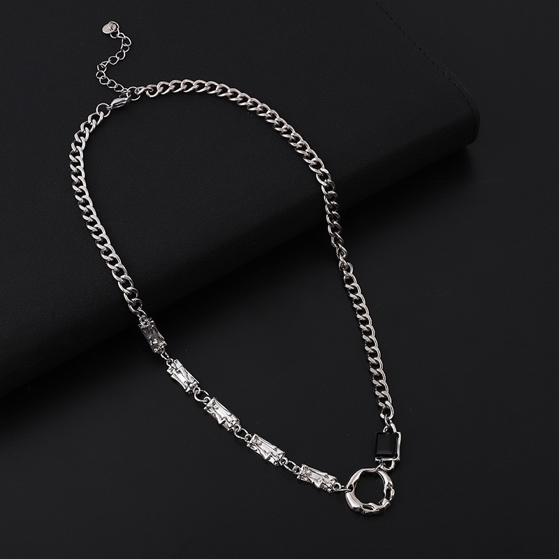 Vintage link loop chain