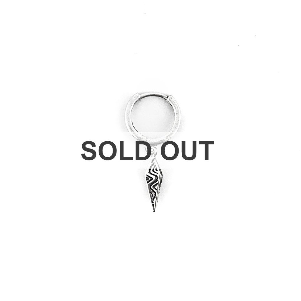 Sculpted limited antique earring