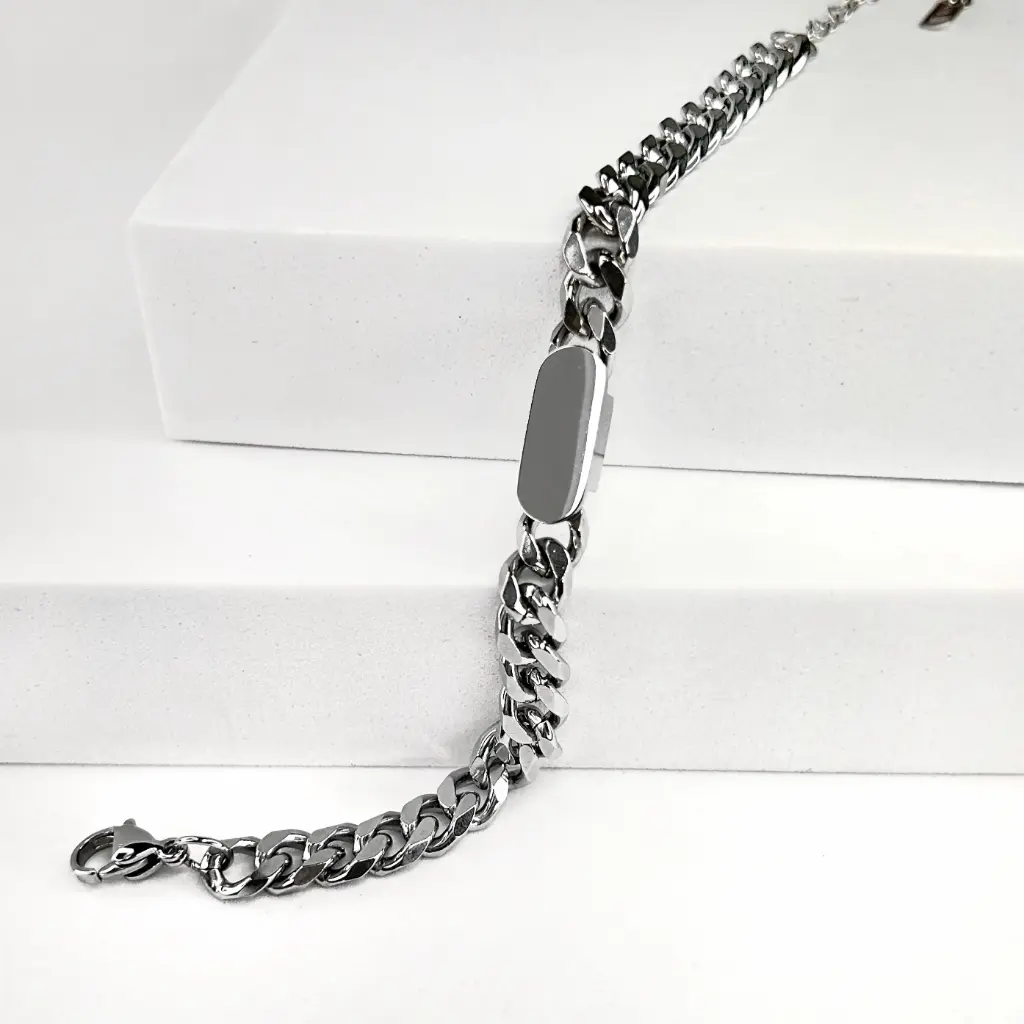 Solid classic chain bracelet