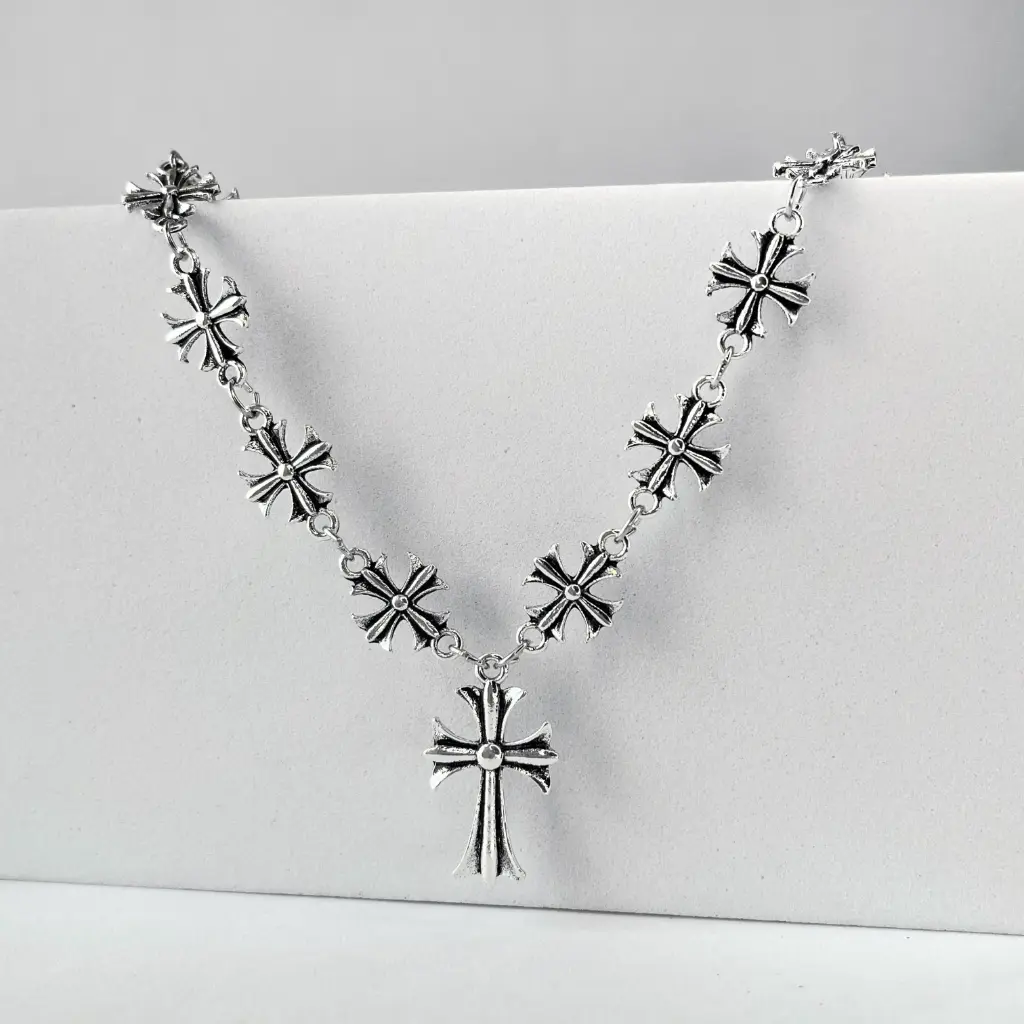 Limited imitation cross necklace