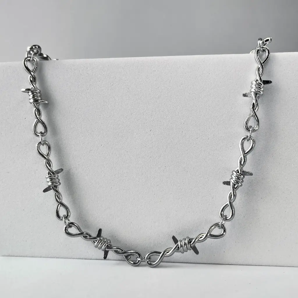 Punk style thorns chain